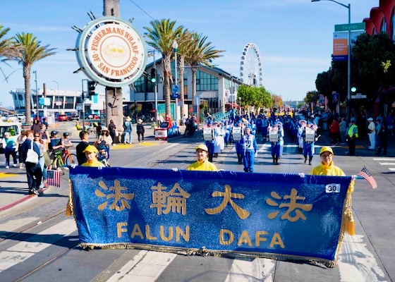 Image for article ​San Francisco, Kaliforniya: Falun Dafa Gaziler Günü Geçit Töreni'nde İyi Karşılandı