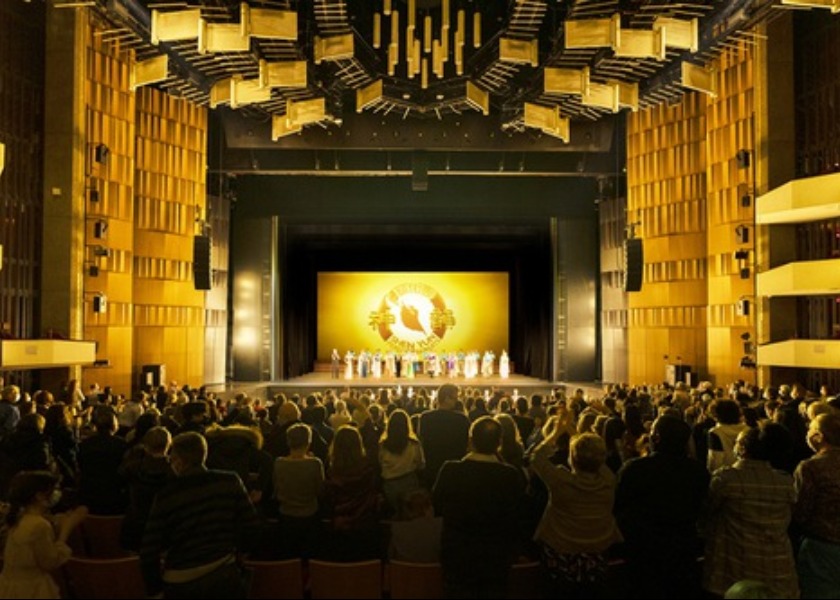 Image for article ​ABD Kongre Üyesi Shen Yun'u Tebrik Etti