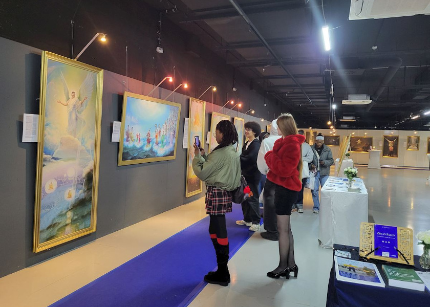 Image for article Belçika'da Düzenlenen Zhen Shan Ren Resim Sanat Sergisi (2. Bölüm)