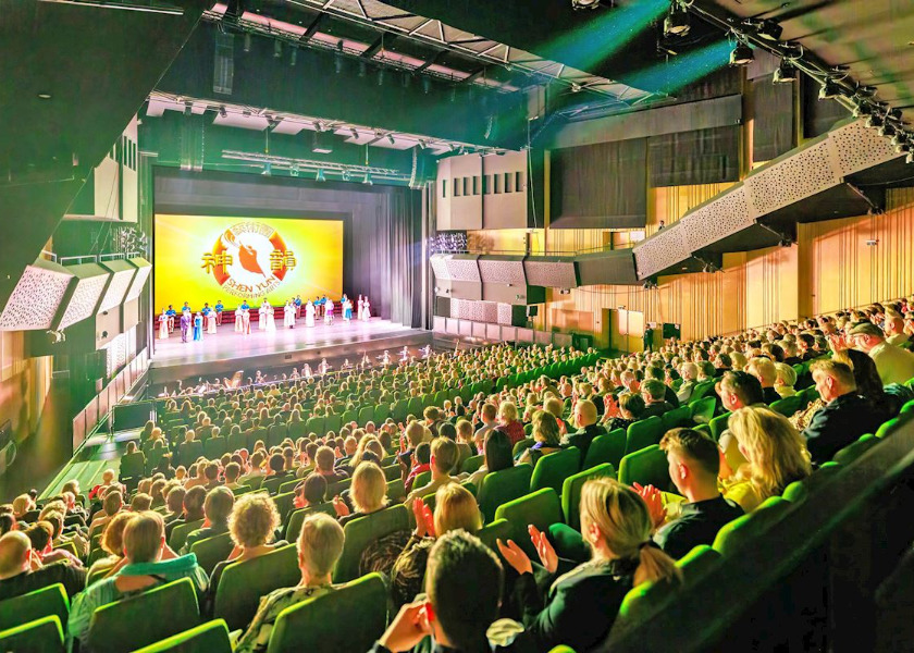 Image for article ​Danimarkalı Yetkililer Çin Rejiminin Shen Yun'a Müdahale Girişimlerini Kınadı