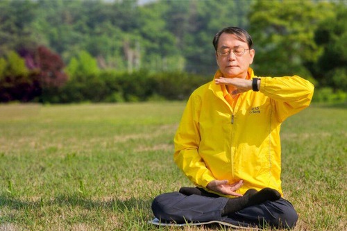 Image for article Güney Koreli Bir Medya Emektarı Hayatın Gerçek Anlamını Buldu