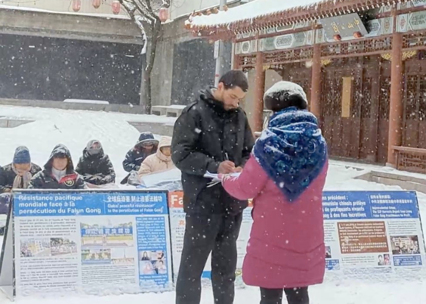 Image for article ​Montreal, Kanada: Çinli İnsanlar Çin Mahallesi'nde ÇKP'den Ayrılıyor
