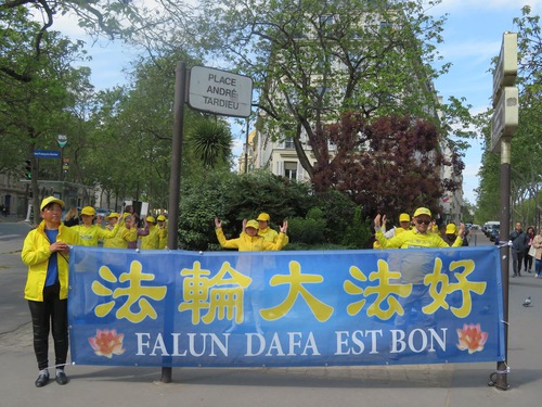 Image for article Fransa: Paris'te 25 Nisan Barışçıl Başvuru Anıldı