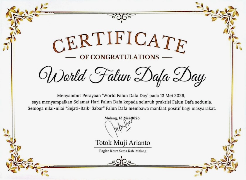 Image for article ​Endonezyalı Yetkililer Dünya Falun Dafa Günü'nü Anmak İçin Sertifikalar Verdi