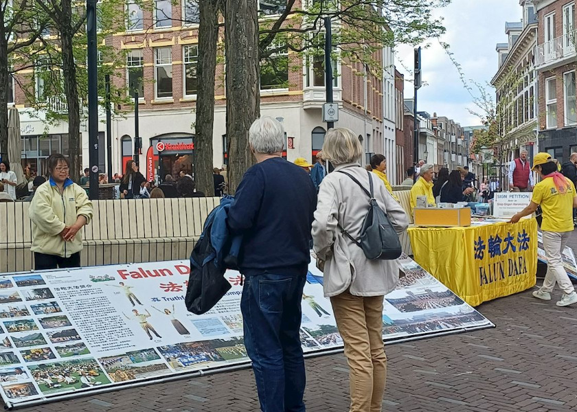 Image for article Hollanda'nın Amersfoort Kentinde Falun Gong Bilgilendirme Günü Yapıldı