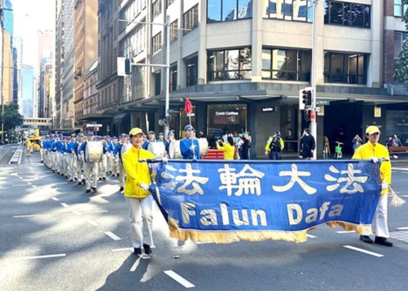 Image for article ​Sydney'deki Falun Gong Uygulayıcıları Dünya Falun Dafa Günü'nü Kutladı, İnsanlar Falun Gong'u İnsanlığı Koruduğu İçin Övdü