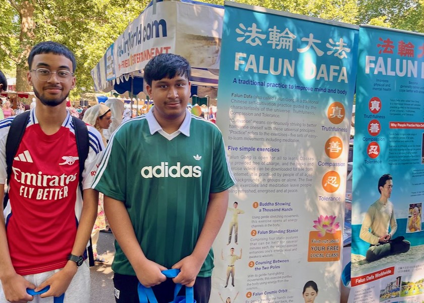 Image for article İnsanlar Londra'daki Camden Mela'da Doğruluk-Merhamet-Hoşgörü Kavramlarıyla Özdeşleşti