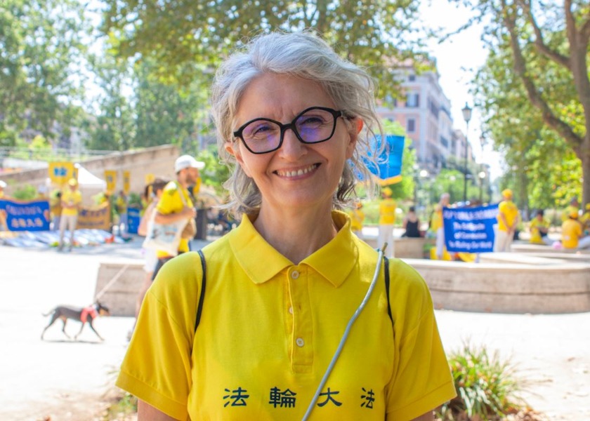 Image for article Roma, İtalya: Falun Dafa Mitingi ve Mum Nöbeti İle Zulüm İfşa Edildi