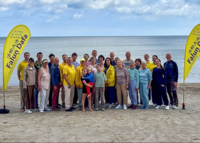 Image for article Falun Dafa Uygulayıcıları Letonya'daki Yaz Tatilinde Gelişim Süreçleri Üzerine Düşüncelerini Paylaştılar.