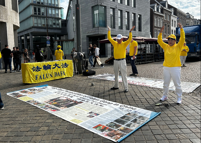 Image for article Hollanda: Halk Falun Dafa'nın Yanında Durdu ve Çin Rejiminin Zulmü Karşıtı Dilekçeyi İmzaladı